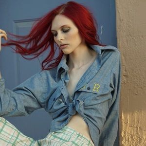 Meet your Posher, Zhiane